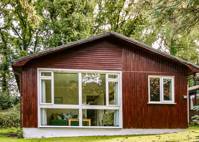 Maple Bungalow - Ruthern Valley Holidays, Ruthernbridge, Nr Bodmin