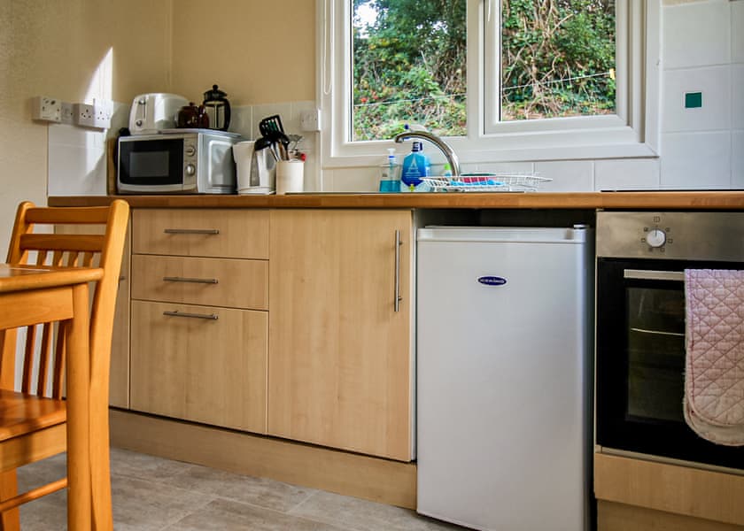 Maple Bungalow - Ruthern Valley Holidays, Ruthernbridge, Nr Bodmin