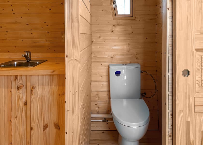 Scandinavian Fairy Pods - Ryan Bay Holiday Park, Innermessan, Dumfries and Galloway