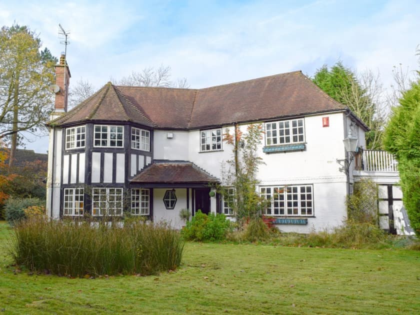 Substantial and spacious detached family holiday home | Springfields, Leek