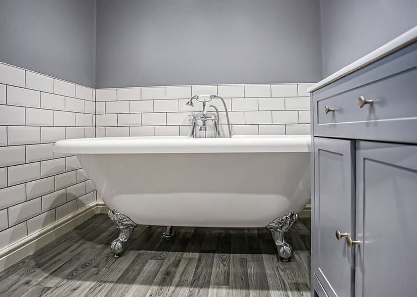Exclusive 8 Berth Lodge with Hot Tub - Sandy Balls Holiday Village, Godshill, Fordingbridge