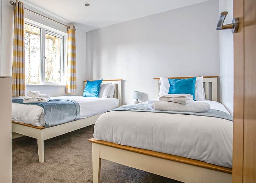 Exclusive 8 Berth Lodge with Hot Tub Elec Point - Sandy Balls Holiday Village, Godshill, Fordingbridge