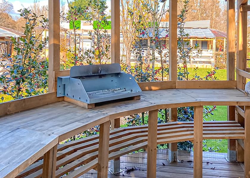 Exclusive Knightwood Hot Tub 8 Elec Point Pet - Sandy Balls Holiday Village, Godshill, Fordingbridge
