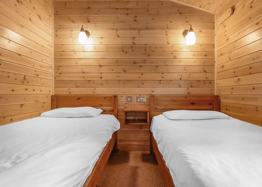 6 Berth Comfort Lodge 3 Bed Pet - Sandy Balls Holiday Village, Godshill, Fordingbridge