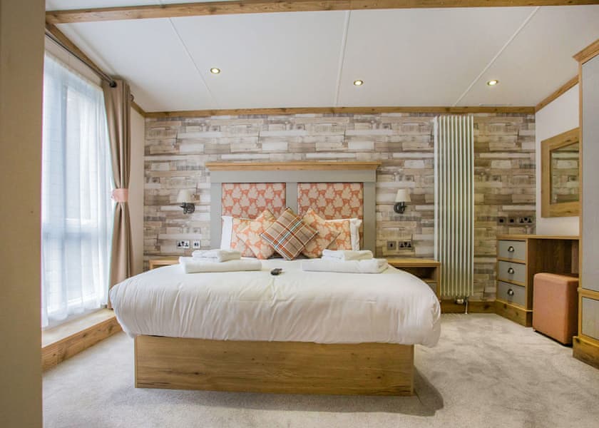 Heartwood Plaza 7 Hot Tub(5+2) - Sandy Balls Holiday Village, Godshill, Fordingbridge
