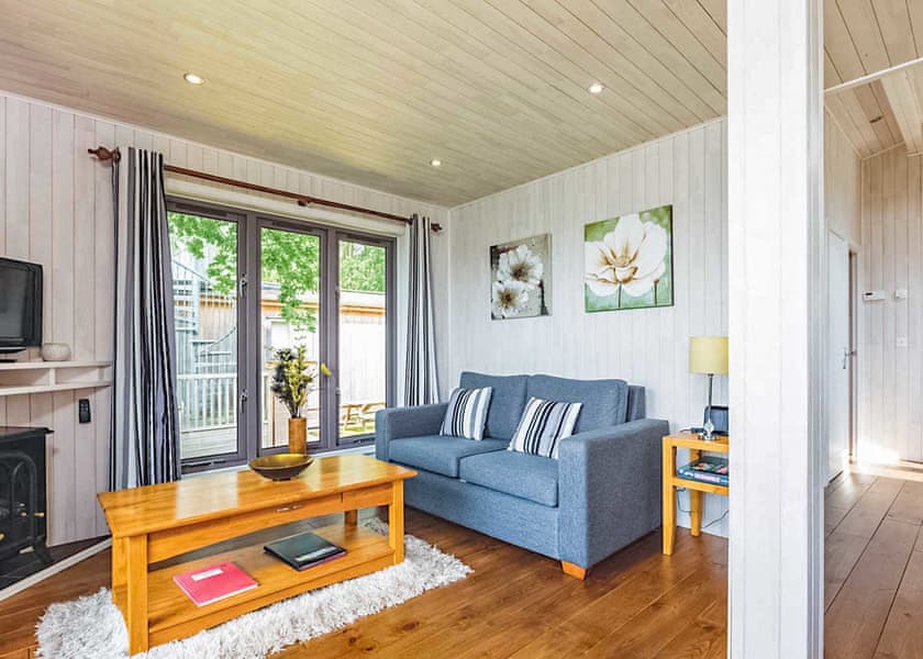Vista Lodge 4-6 Pet - Sandy Balls Holiday Village, Godshill, Fordingbridge