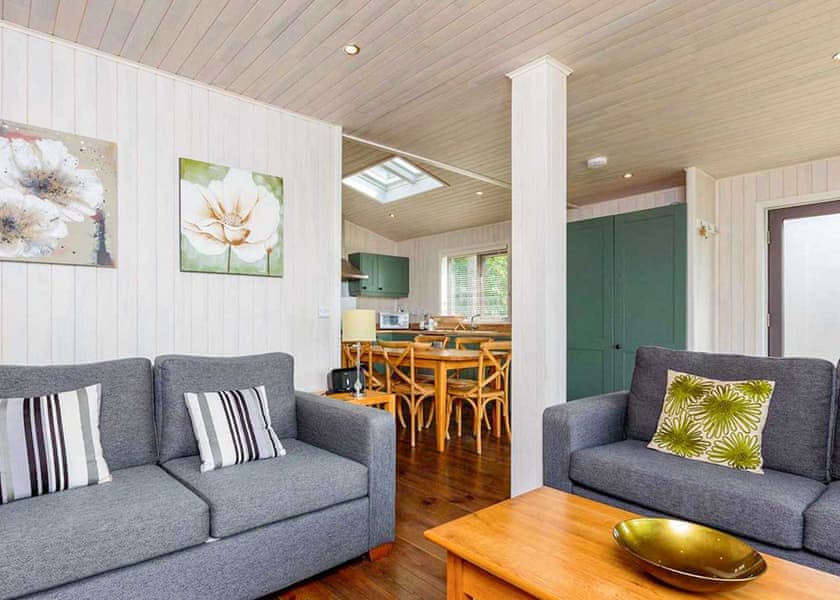 Vista Lodge 4-6 - Sandy Balls Holiday Village, Godshill, Fordingbridge