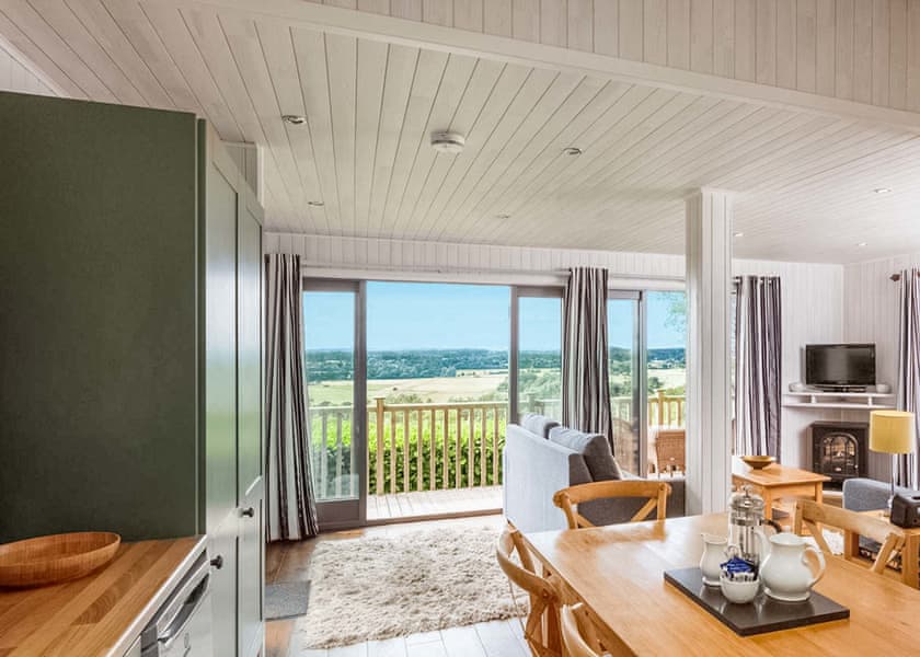 Vista Lodge 4-6 - Sandy Balls Holiday Village, Godshill, Fordingbridge