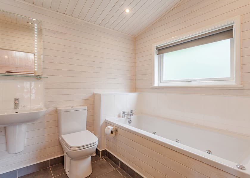 Kedleston Elite Vogue 1 (Pet) - Sandybrook Lodges, Ashbourne