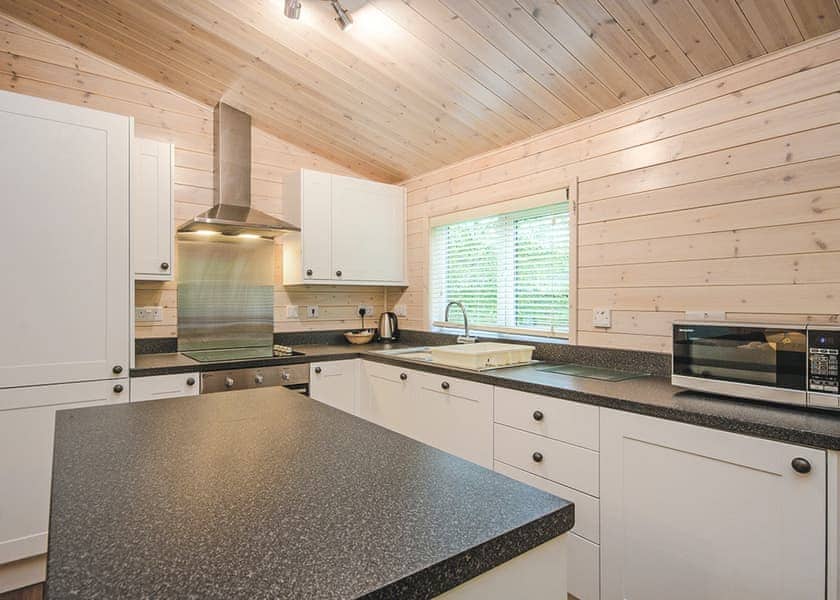 Tissington Classic Vogue 3 (Pet) - Sandybrook Lodges, Ashbourne