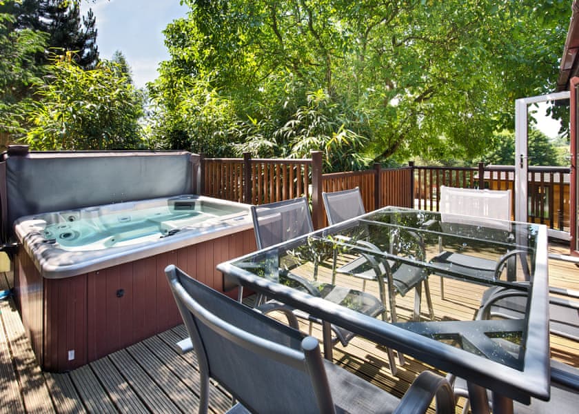 Tissington Classic Vogue 3 Spa (Pet) - Sandybrook Lodges, Ashbourne