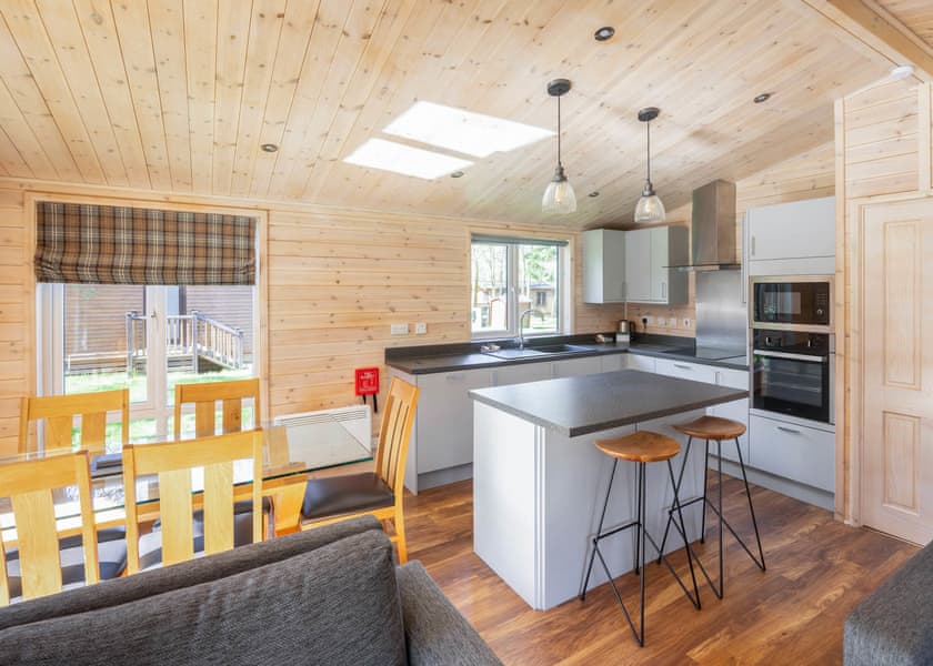 Kedleston Elite Vogue 3 Spa Pet - Sandybrook Lodges, Ashbourne