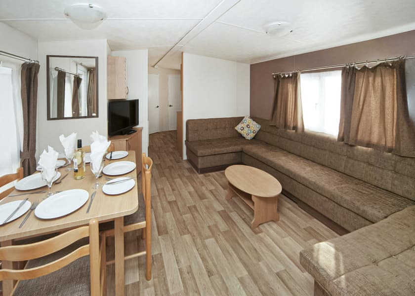 Gold Plus Caravan 4 Sleeps 10 - Sand le Mere Holiday Village, Tunstall, Nr Withernsea