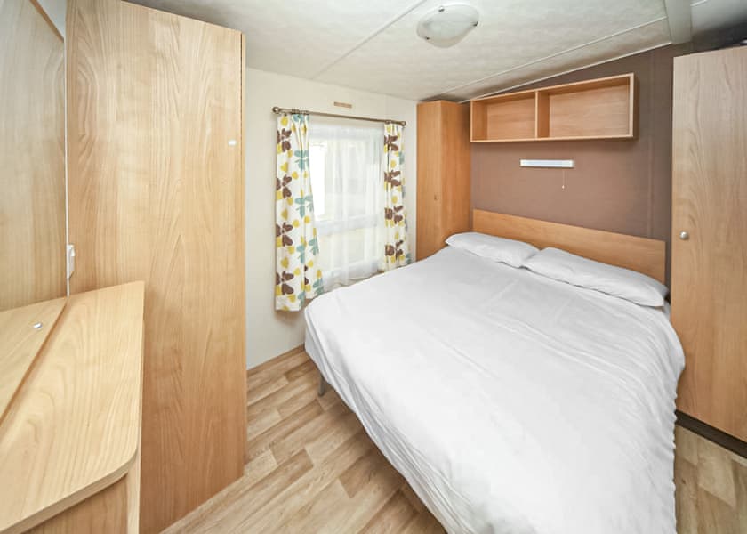 Gold Plus Caravan 4 Sleeps 10 - Sand le Mere Holiday Village, Tunstall, Nr Withernsea