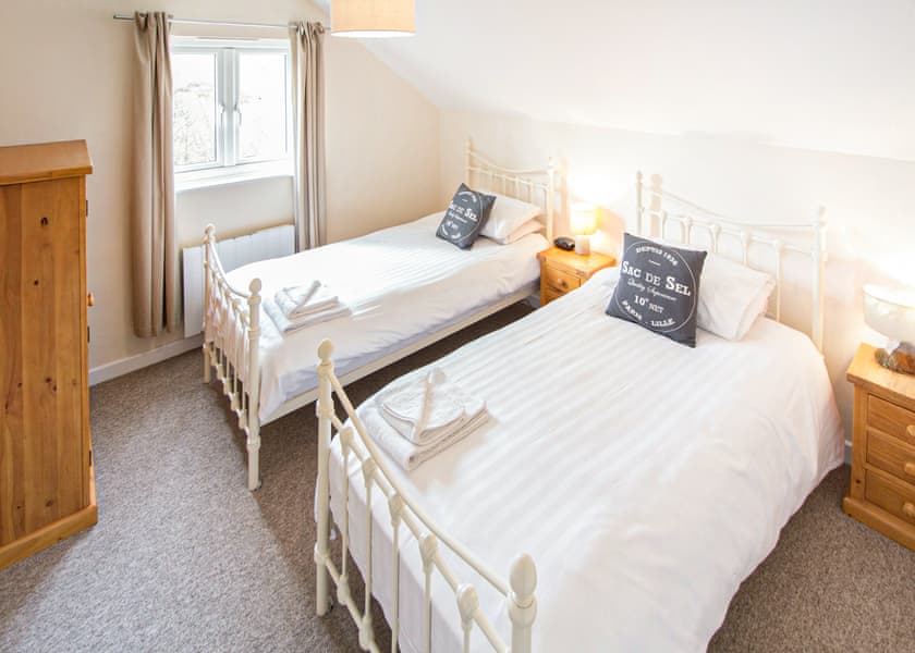 Salterns 4 - Salterns Village, Seaview