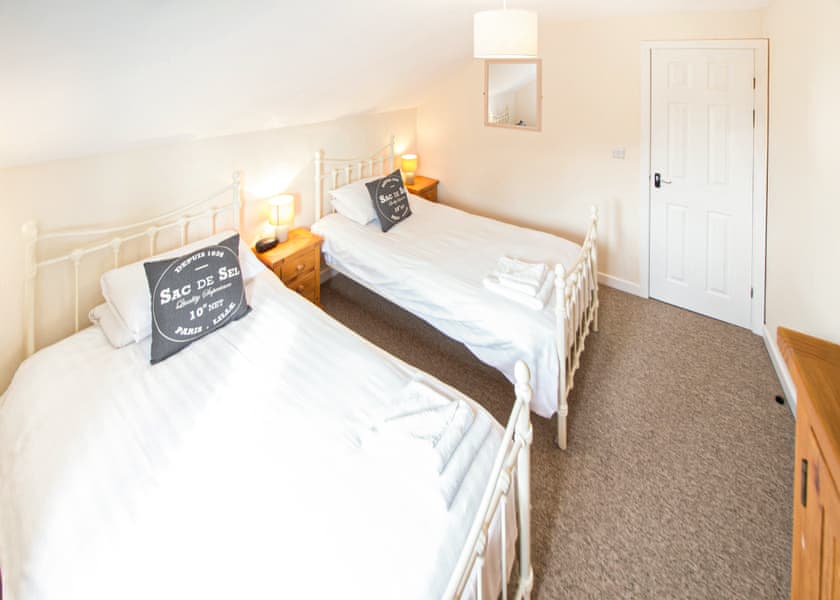 Salterns 4 - Salterns Village, Seaview