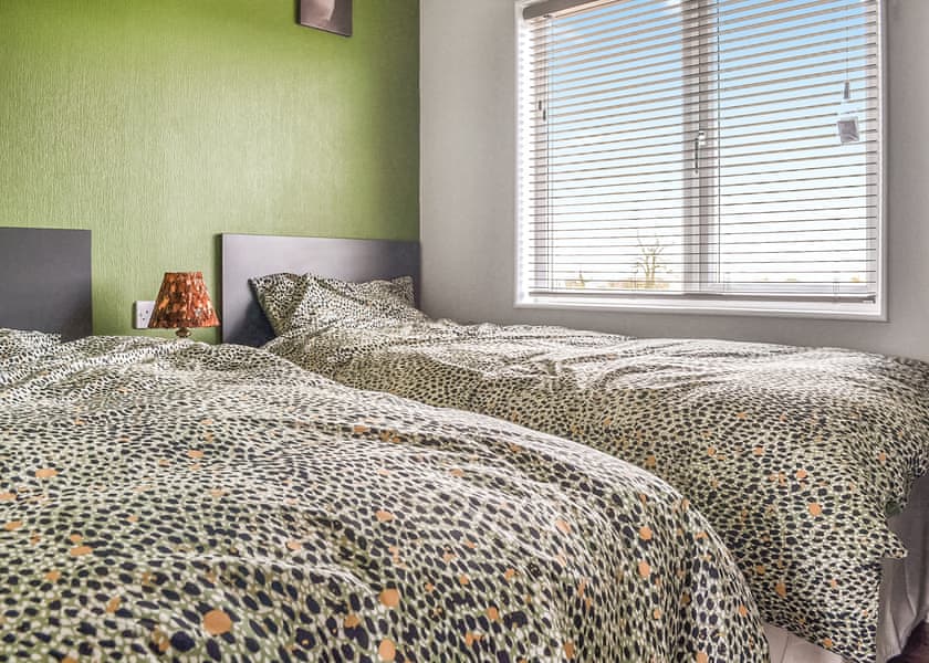 Elm Lodge - Saxon Mound, Elsworth, near Cambridge