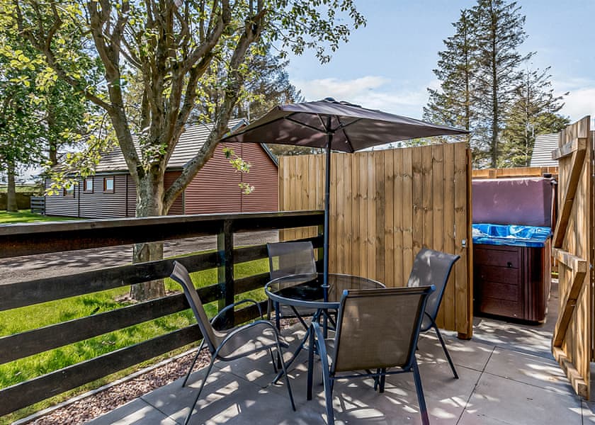 Montgomerie Executive Lodge - St Andrews Forest Lodges, Kincaple, St Andrews