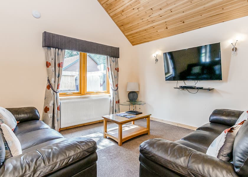 Montgomerie Executive Lodge - St Andrews Forest Lodges, Kincaple, St Andrews