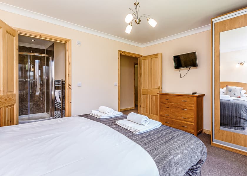 Montgomerie Executive Lodge - St Andrews Forest Lodges, Kincaple, St Andrews