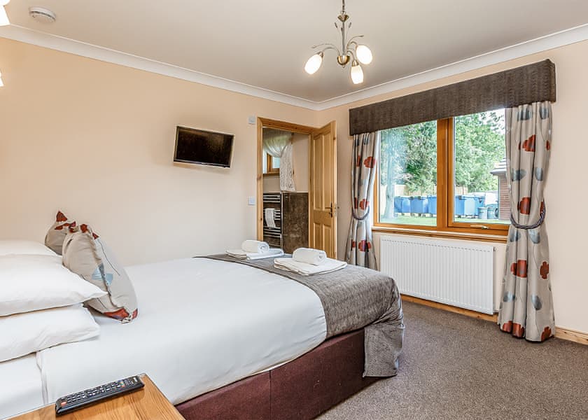Montgomerie Executive Lodge - St Andrews Forest Lodges, Kincaple, St Andrews