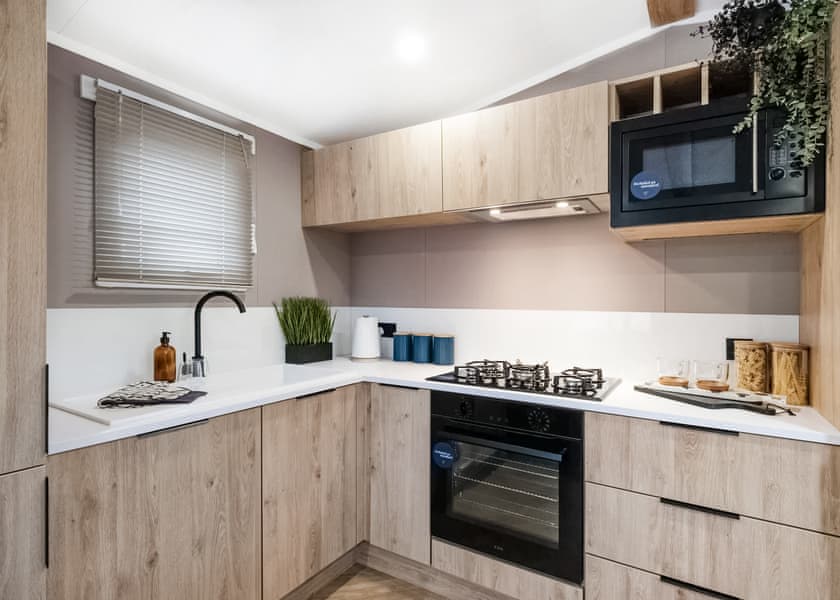 3 Bed Platinum Compact Caravan - Sandy Glade Holiday Park, Burnham-on-Sea