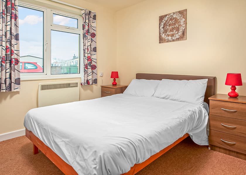 2 Bed Bronze Chalet - Sandy Glade Holiday Park, Burnham-on-Sea
