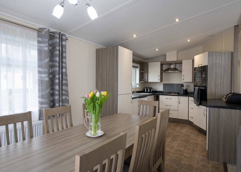 Lulworth Lodge - Sandford, Sandford, Poole