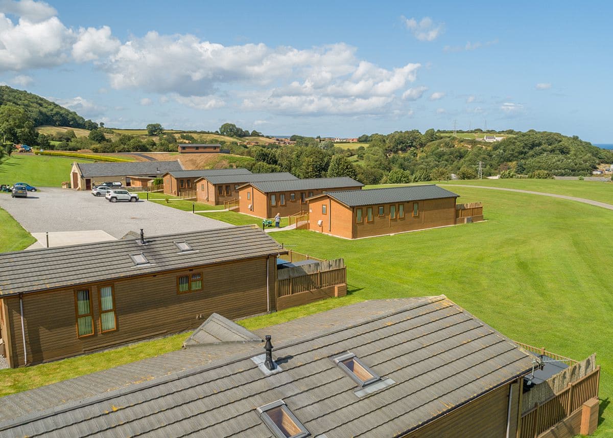 Scarborough Lodge Retreat - Lodge in Yorkshire Moors and Coast