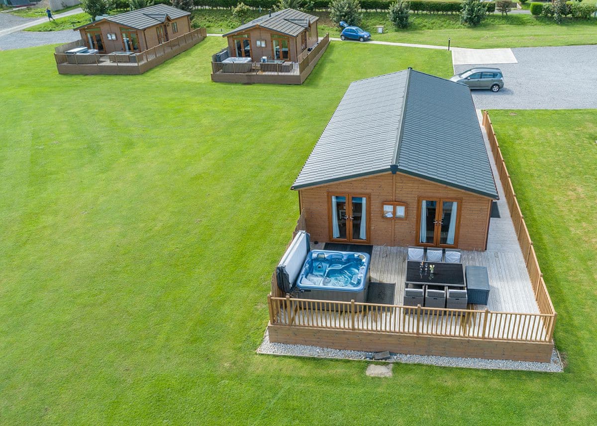 Scarborough Lodge Retreat - Holiday lodge in Yorkshire - Image 2