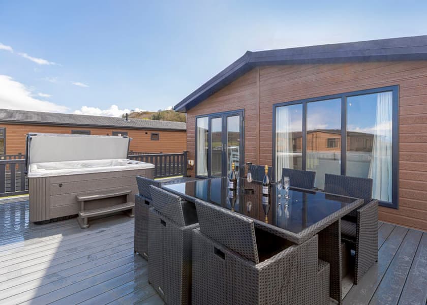 Heathcliff VIP - Scarborough Lodge Retreat, Scarborough