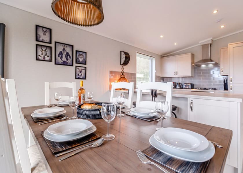 Heathcliff VIP - Scarborough Lodge Retreat, Scarborough