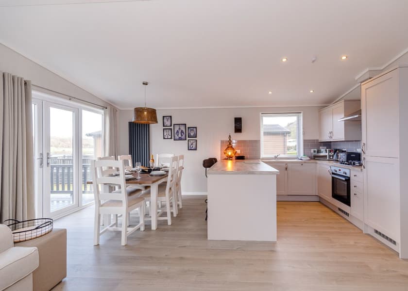 Heathcliff VIP - Scarborough Lodge Retreat, Scarborough