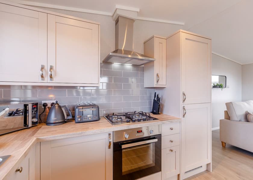 Heathcliff VIP - Scarborough Lodge Retreat, Scarborough