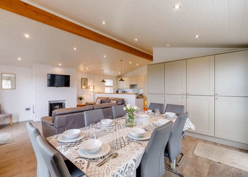 Branwell VIP - Scarborough Lodge Retreat, Scarborough