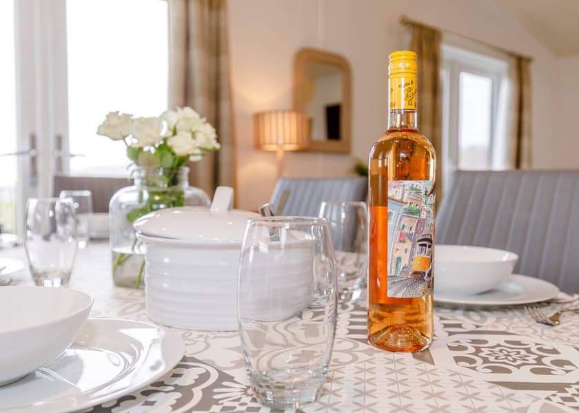 Branwell VIP - Scarborough Lodge Retreat, Scarborough