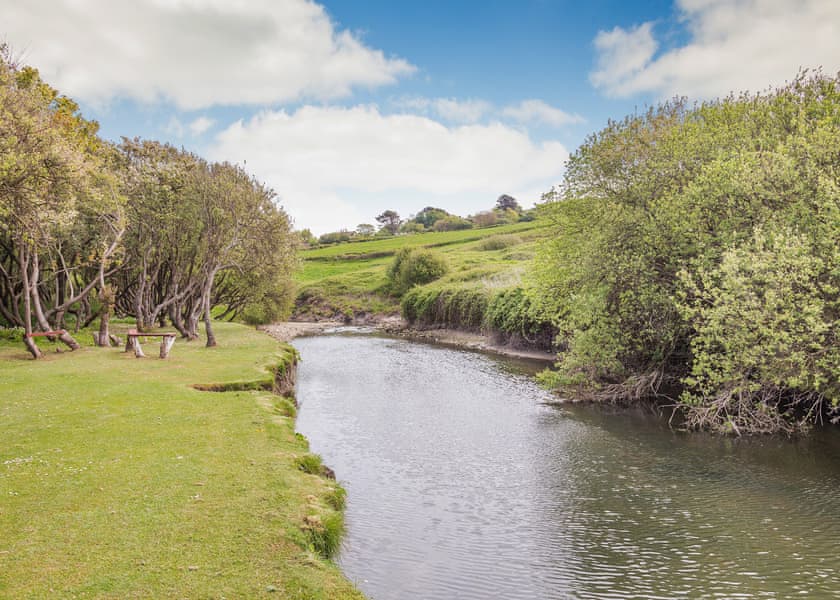 Seadown Park, Charmouth