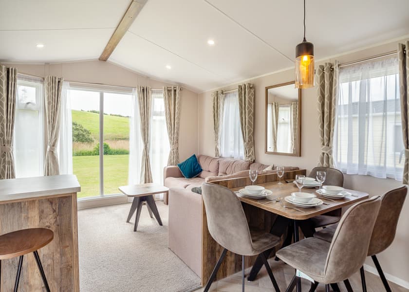 Dorset Mirage - Seadown Park, Charmouth