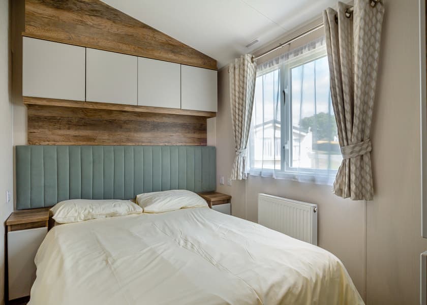 Dorset Mirage - Seadown Park, Charmouth