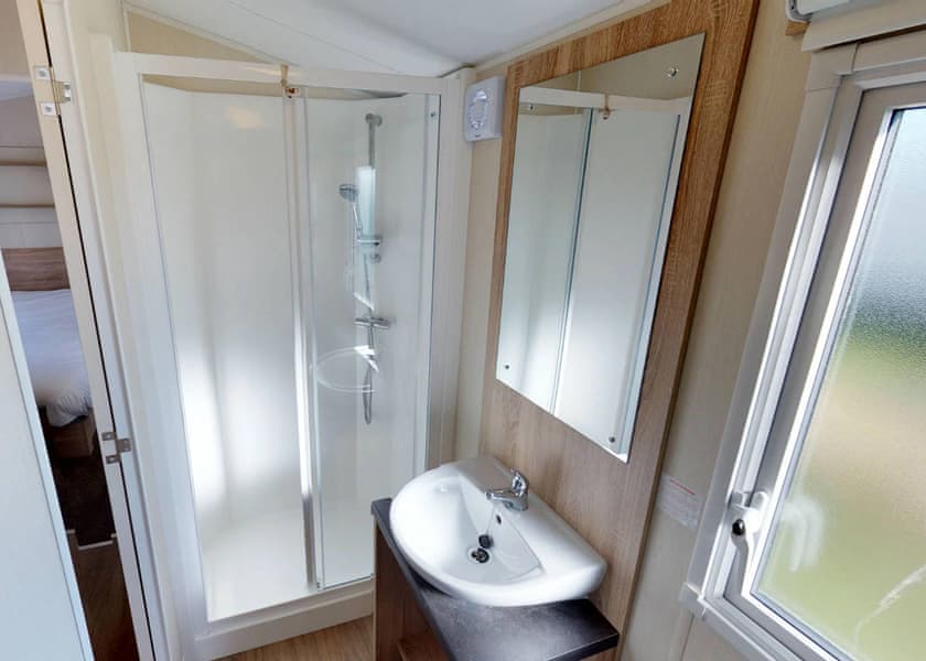 Gold 2 Caravan (Pet Friendly) - Seawick Holiday Park, St Osyth, Clacton-on-Sea