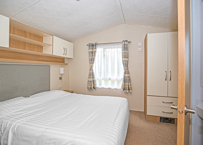 Superior Caravan (Sleeps 6)