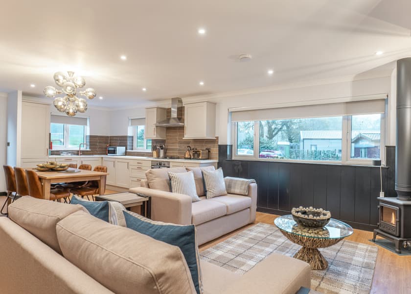 2 bed Hot Tub Cottage (Pet) - Stratheck Holiday Park, Dunoon