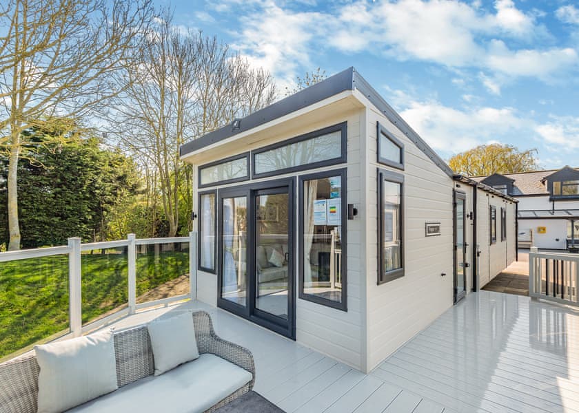 Willow Lodge - Sycamore Farm Park, Burgh Le Marsh