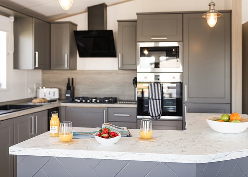 Exclusive Lodge 2 Bed (Pet) - Sun Haven Holiday Park, Mawgan Porth, Nr Newquay