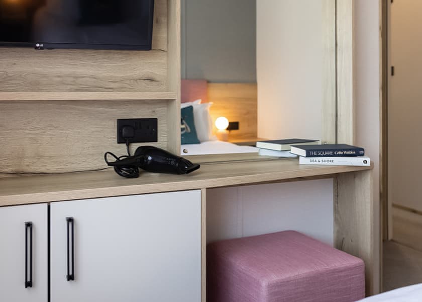 Exclusive Lodge 2 Bed (Pet) - Sun Haven Holiday Park, Mawgan Porth, Nr Newquay