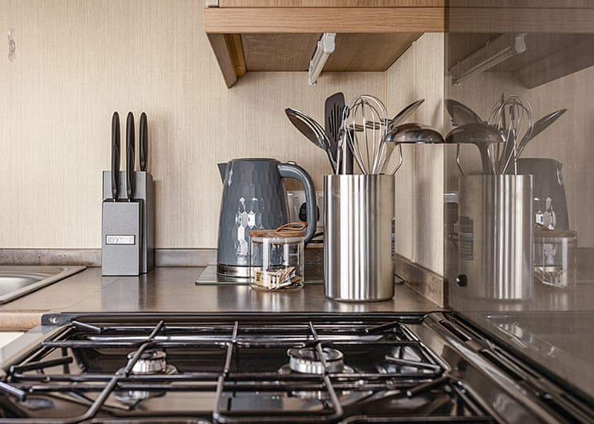 Standard 2 Bed (Pet) - Sun Haven Holiday Park, Mawgan Porth, Nr Newquay