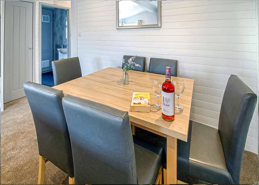 Superior Lodge Plus 3 - Oakdene Forest, St Leonards, Ringwood