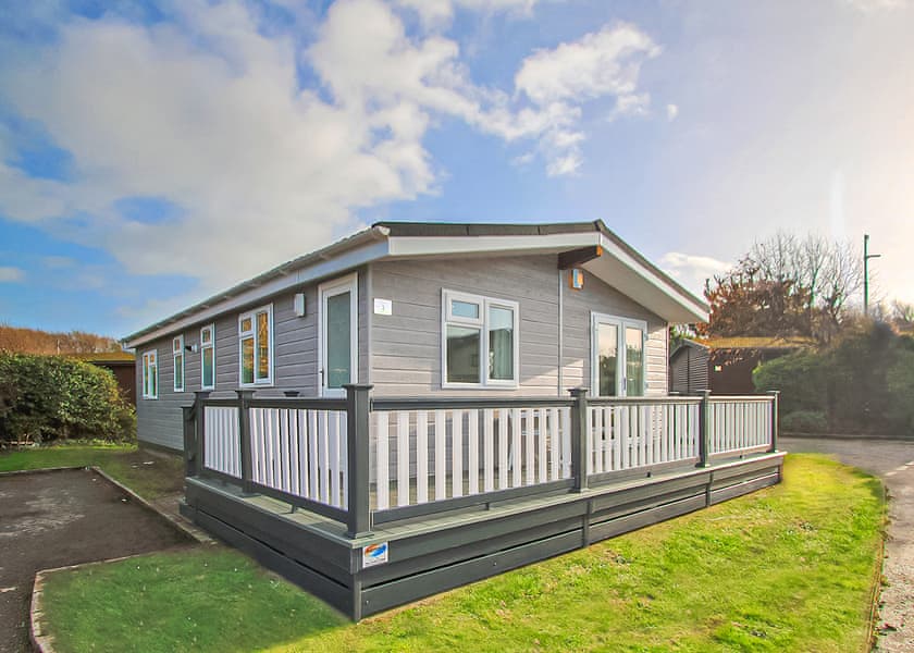 Superior Lodge Plus 2 (Pet) - Shorefield Country Park, Milford-on-Sea, Nr Lymington