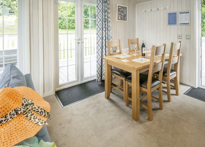 Signature 2 Plus Lodge (Pet) - Shorefield Country Park, Milford-on-Sea, Nr Lymington