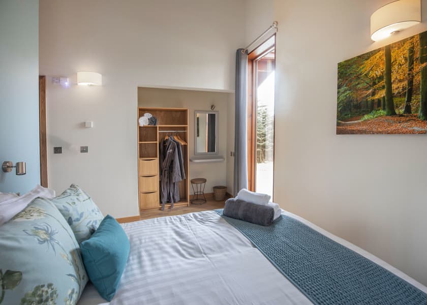 Silver Birch 3 (Pet) - Sherwood Forest Lodges, Sherwood Forest, Nr Edwinstowe